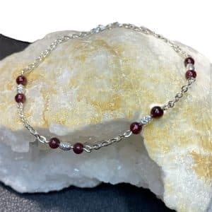 Bracelet Confiance en soi Grenat sur Chaine