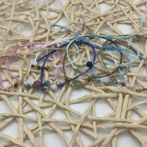 Bracelet cordons tressés colorés